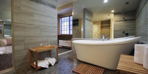 Postmarc Hotel and Spa Suites image 15
