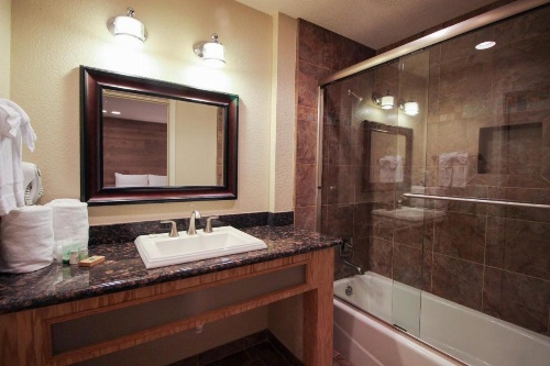 Postmarc Hotel and Spa Suites image 42